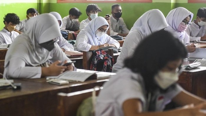 Krisis Pendidikan di Jawa Barat: Saatnya Pemprov Buka Mata dan Telinga
